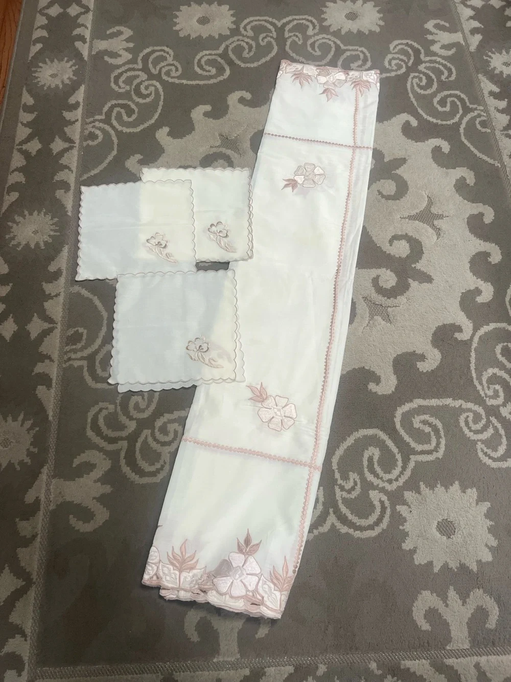 Embroidered Floral Tablecloth - 8 Napkins Cream with Beige Accents 84”x56”